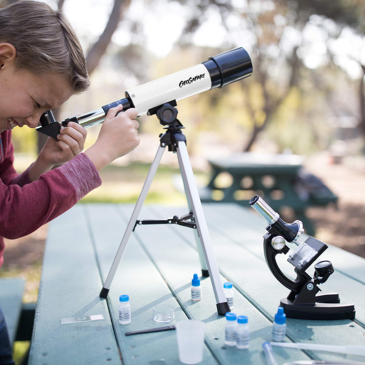 Educational Insights GeoSafari Telescope & Microscope Set